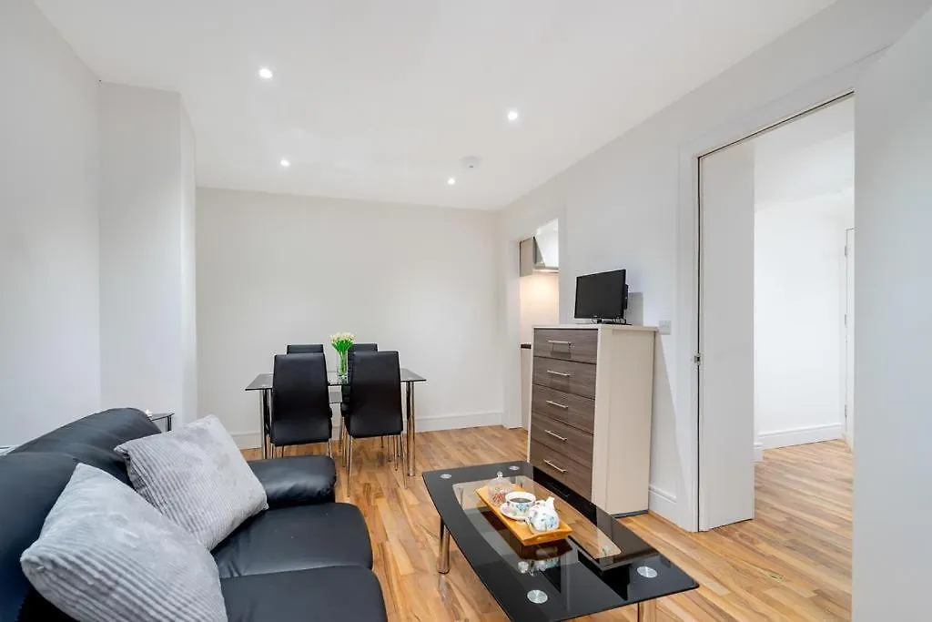 City Sparrow Apartment Pad -1 London